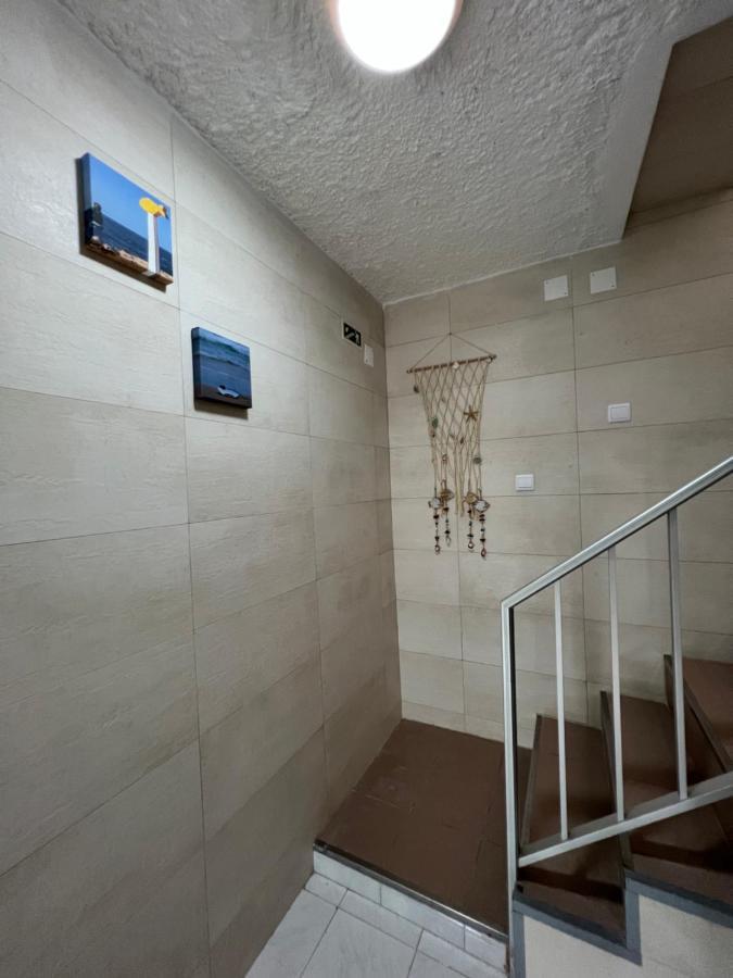 Residencial Mira-Mar Hostel Peniche Buitenkant foto